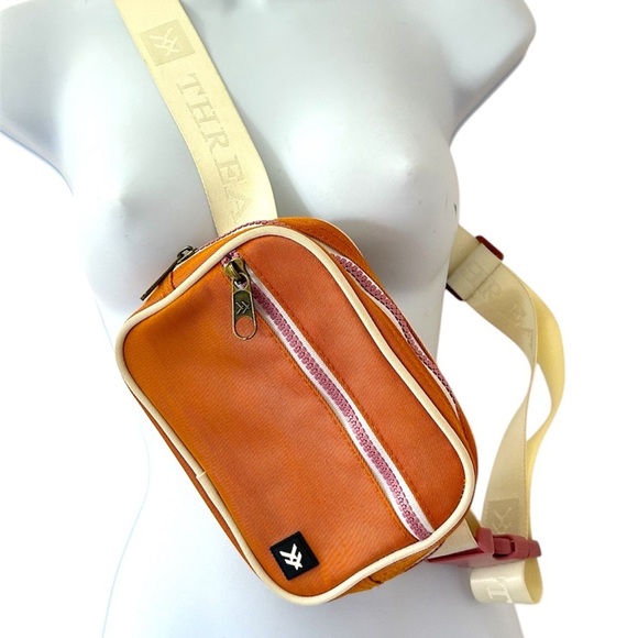 THREAD Fanny Pack Marigold Cross Body Bag NWOT - Picture 2 of 12